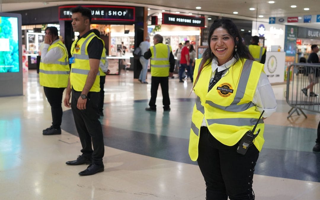 What Does A Security Guard Do In A Large Shopping Centre?